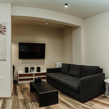 Blackhaus Family And Friends Deluxe Apartment Thessaloniki Exterior foto
